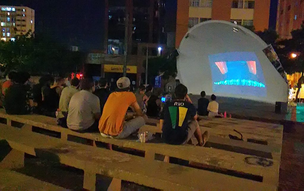 Cinema alternativo na Concha - Undercine exibe filmes gratuitos em Londrina