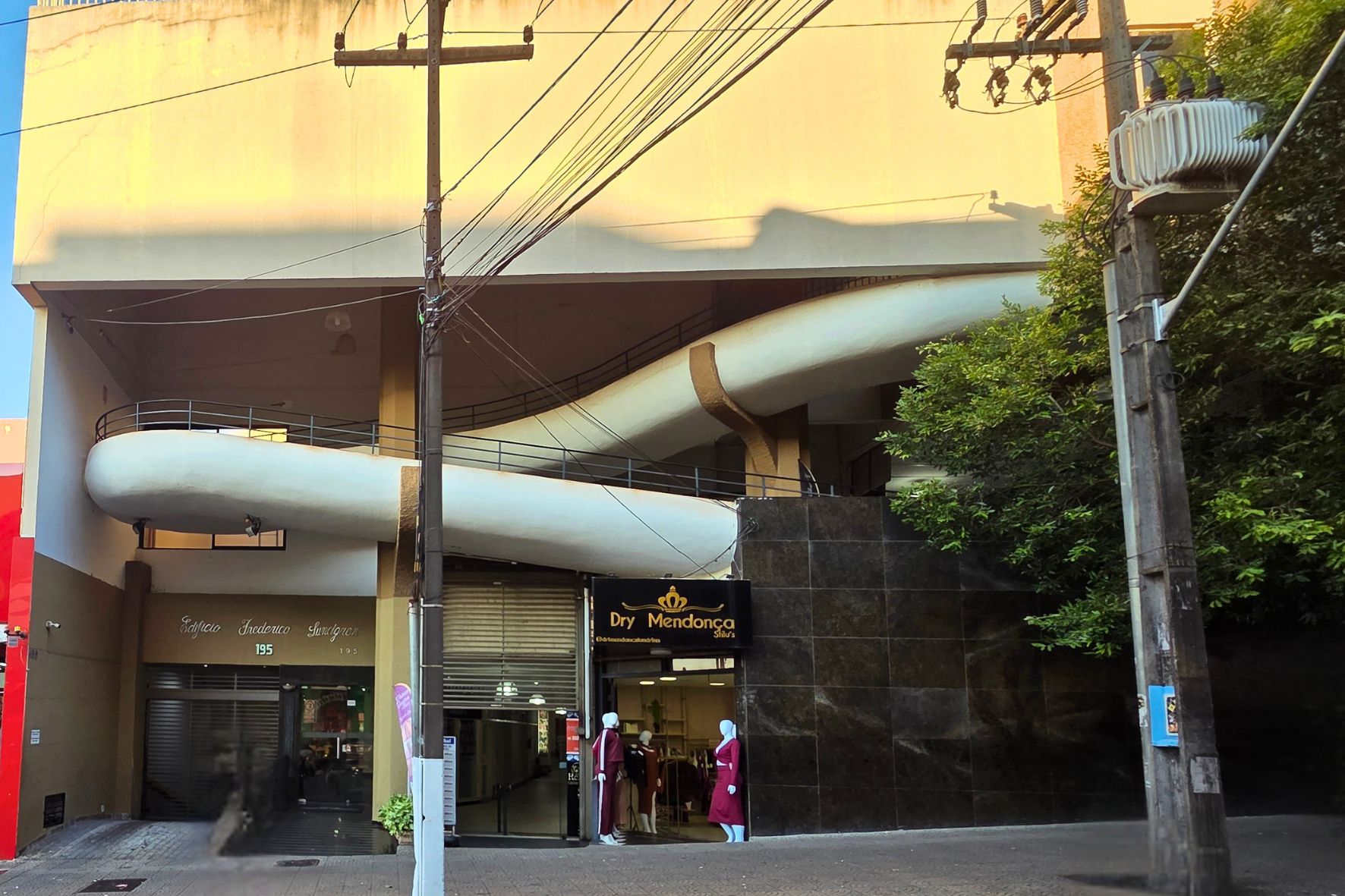 Londrina Concreta: Edificio Frederico Lundgren