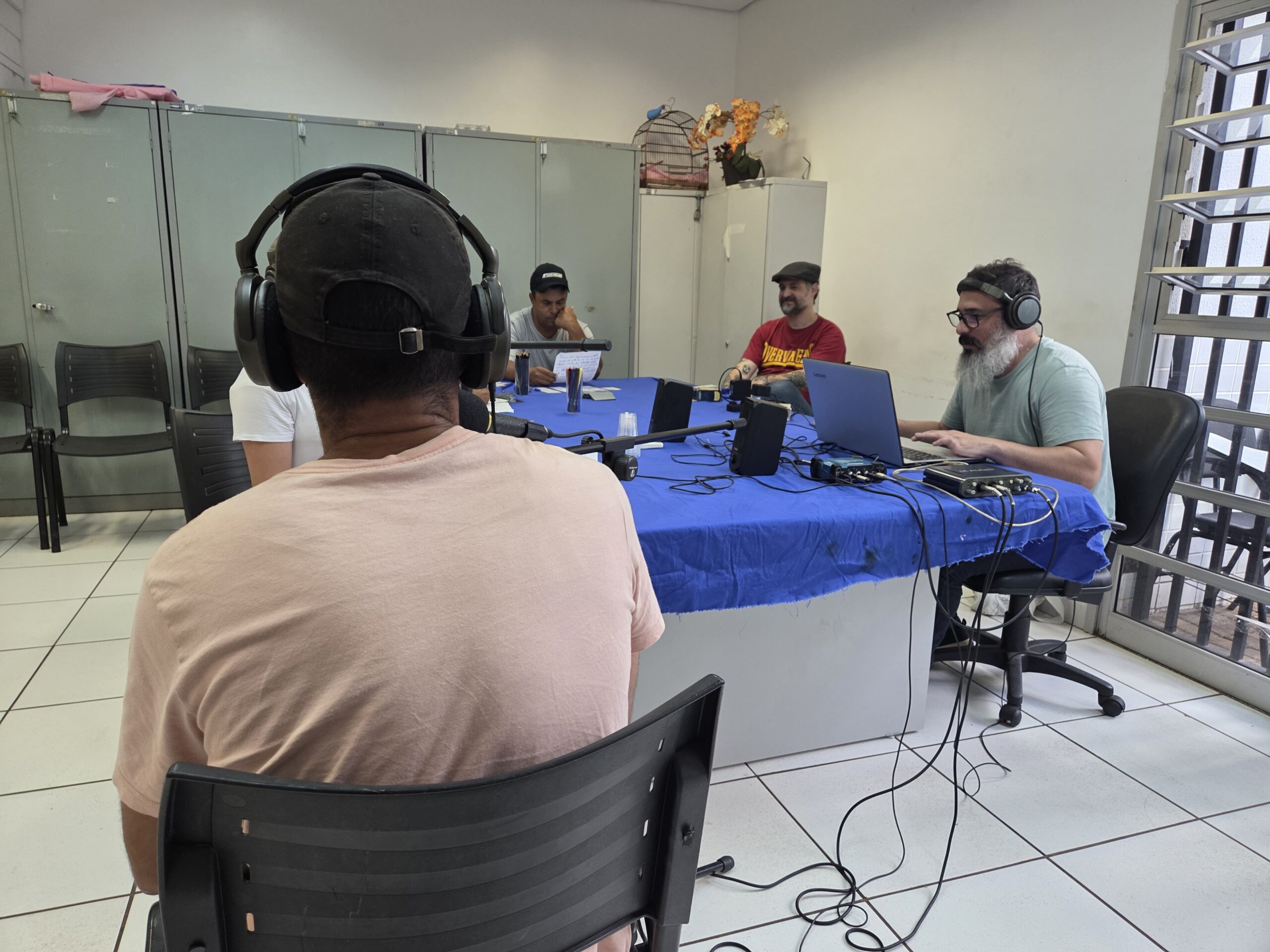 Projeto Brisa: oficina cria podcasts no Centro POP