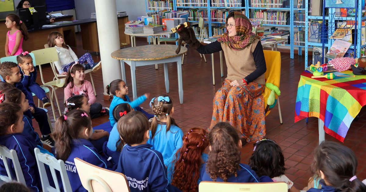 Quartas Criativas leva histórias e arte à Biblioteca Infantil